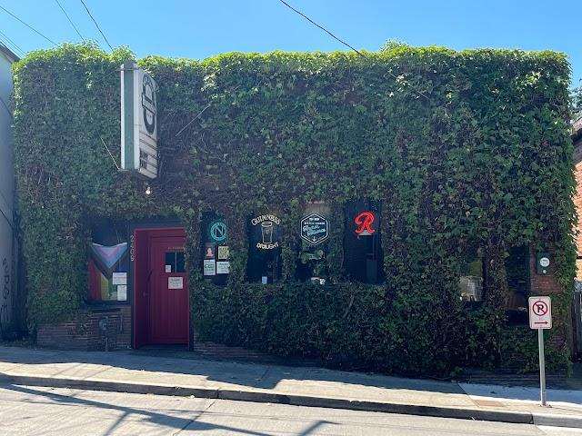 Roanoke Park Place Tavern