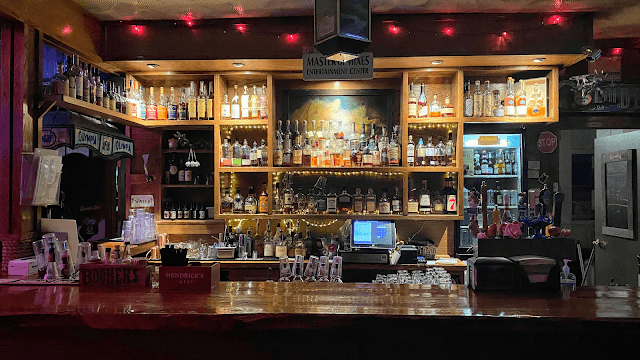 The Pig Bar (South Bay Dickerson's BBQ)