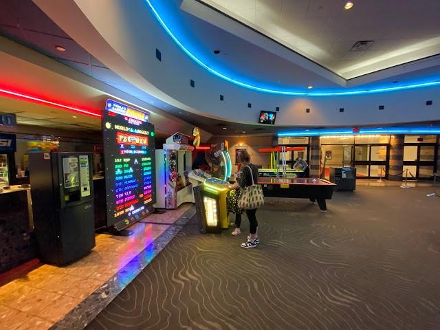 Cine Starz Côte-des-Neiges