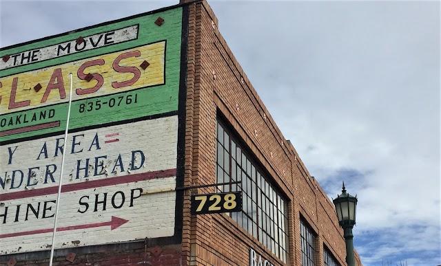 Auto Glass on the Move