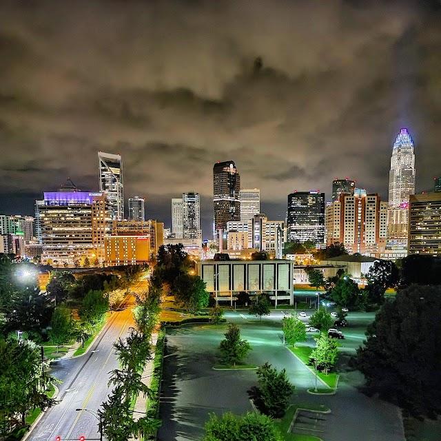 Sheraton Charlotte Hotel