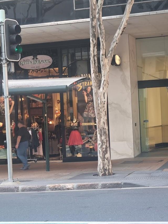 Kitten D'Amour QueensPlaza