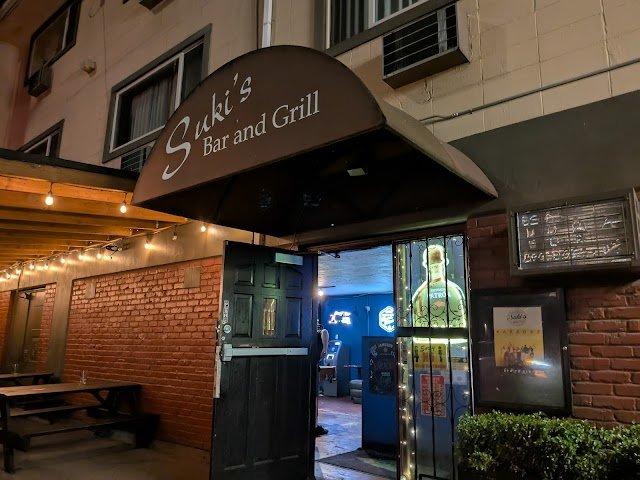 Suki's Bar & Grill