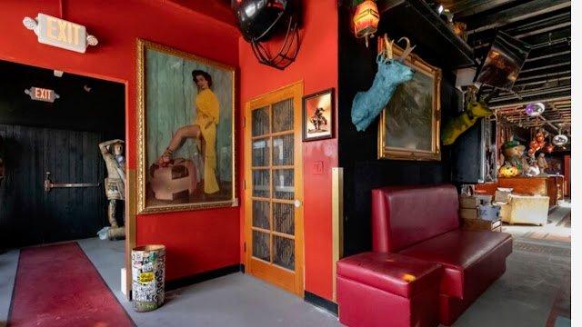 Uncle Ollie’s Penthouse