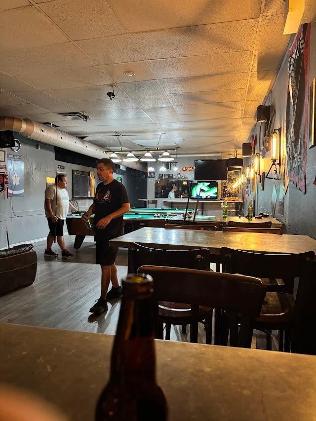 Brother's Bar & Restaurant